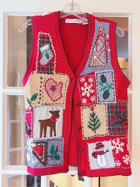 Vintage 90s Victoria Jones Christmas Red Sweater Vest SZ M Embroidered Beaded
